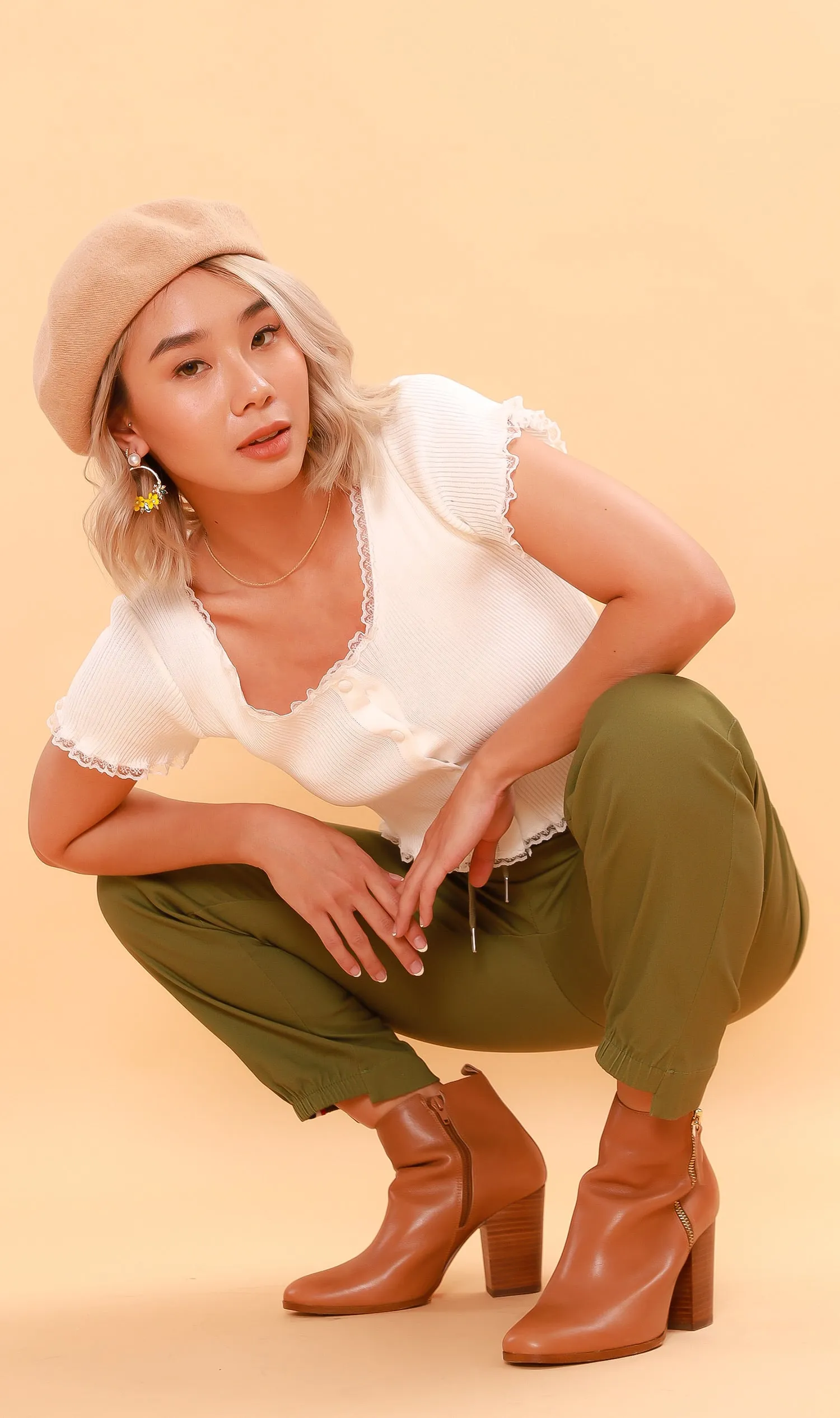 ABBY Lace-Trimmed Knit Crop Top (White)