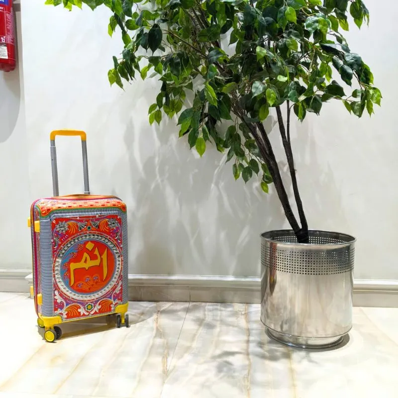 Airplane Classic Chamakpatti Suitcase