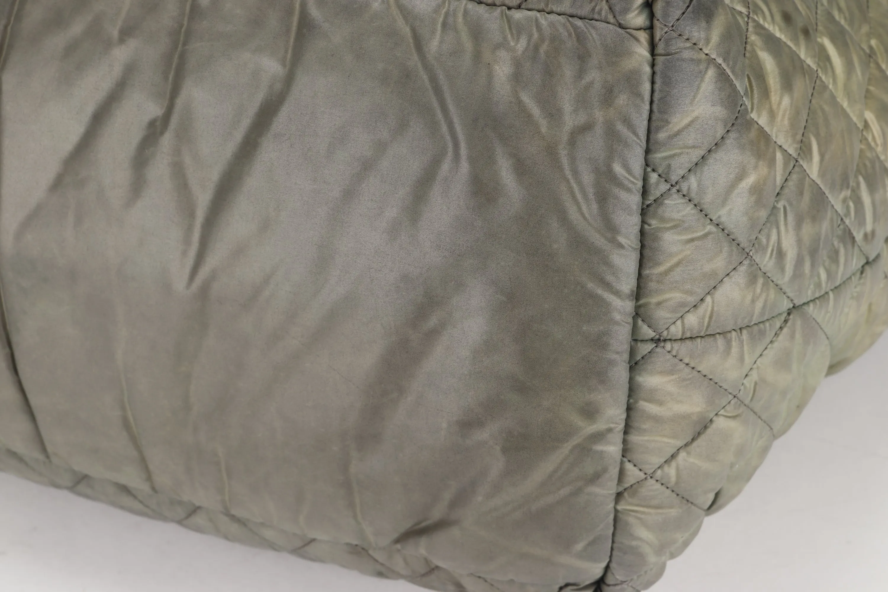 CHANEL COCO COCOON REVERSIBLE TOTE BAG (1358xxxx) ARMY GREEN & GREY NYLON SILVER HARDWARE, NO CARD & DUST COVER