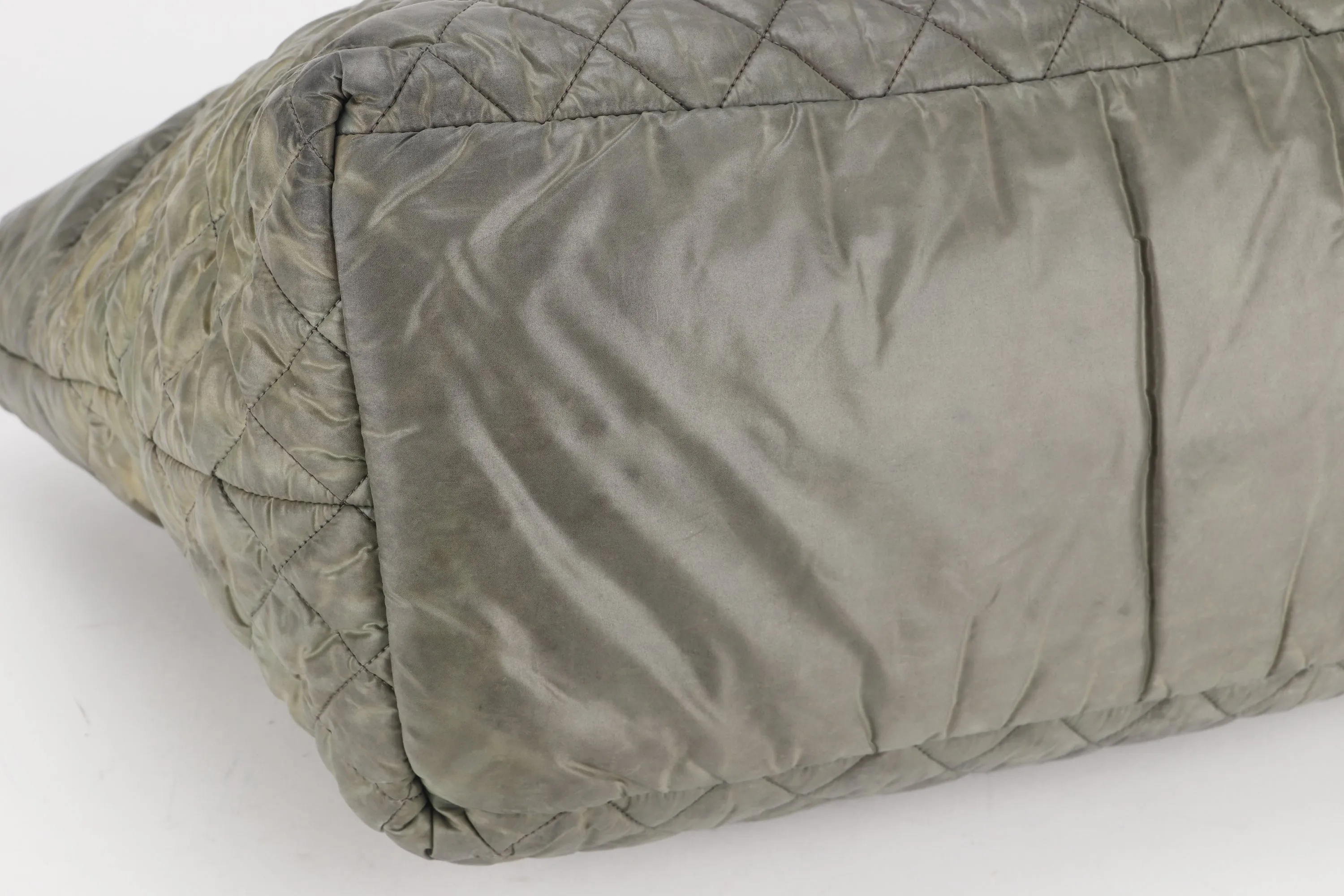 CHANEL COCO COCOON REVERSIBLE TOTE BAG (1358xxxx) ARMY GREEN & GREY NYLON SILVER HARDWARE, NO CARD & DUST COVER