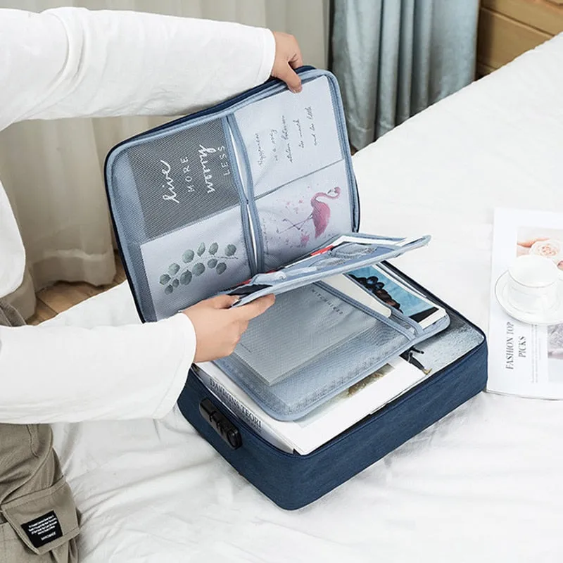 Deluxe Waterproof Traveling Bag