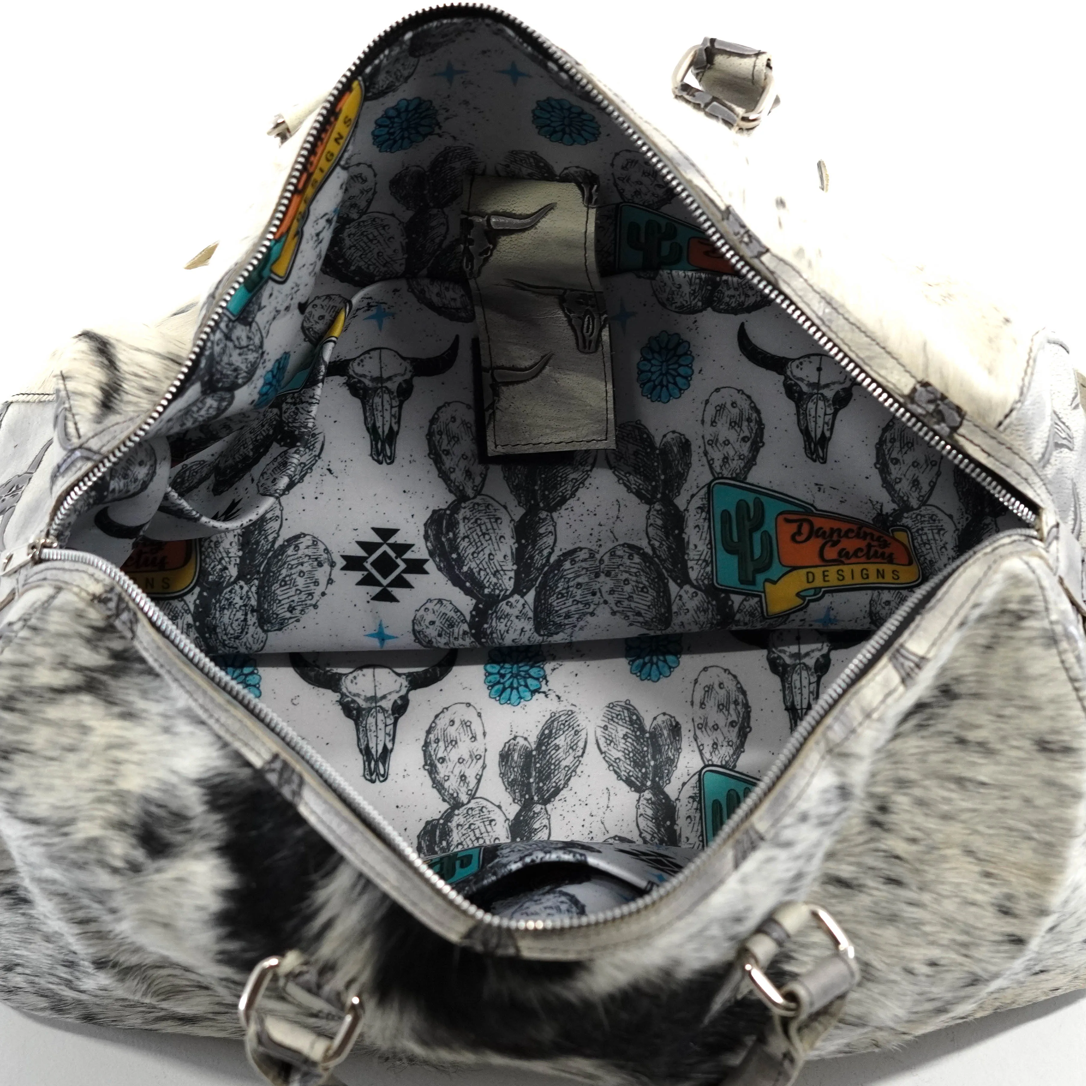 Duffel - Black & White w/ Smoke Show Skulls