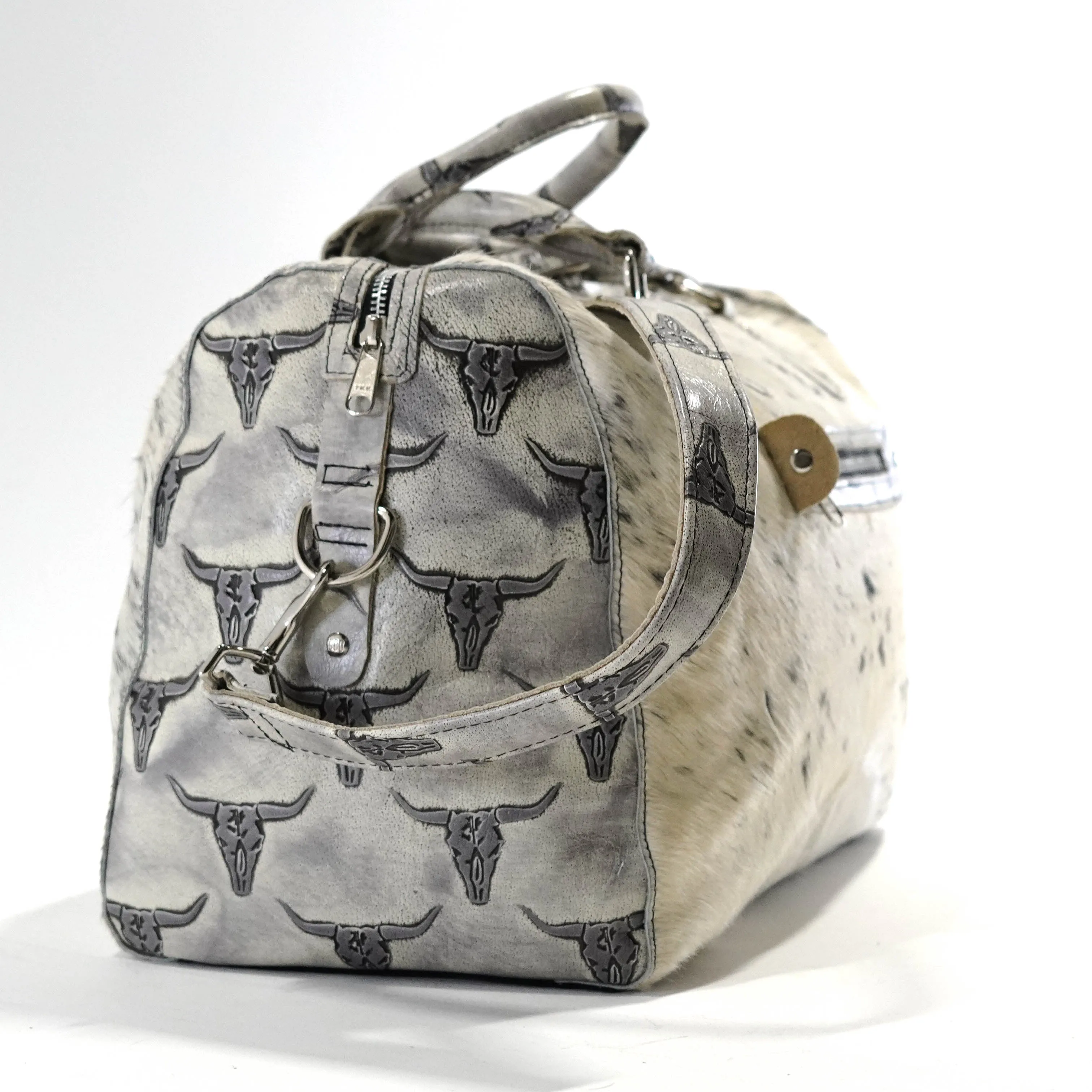 Duffel - Black & White w/ Smoke Show Skulls