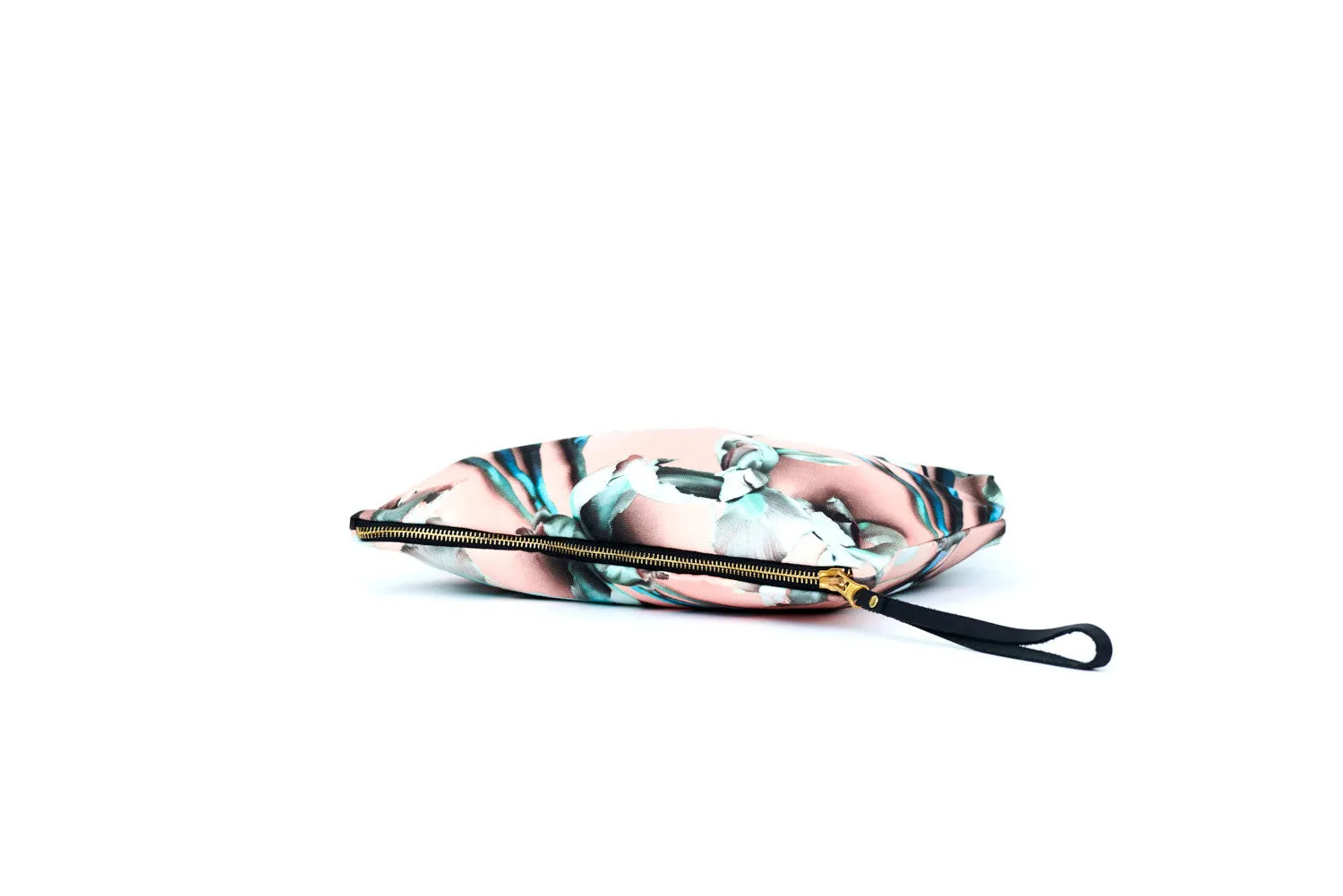 Flores, In Blush