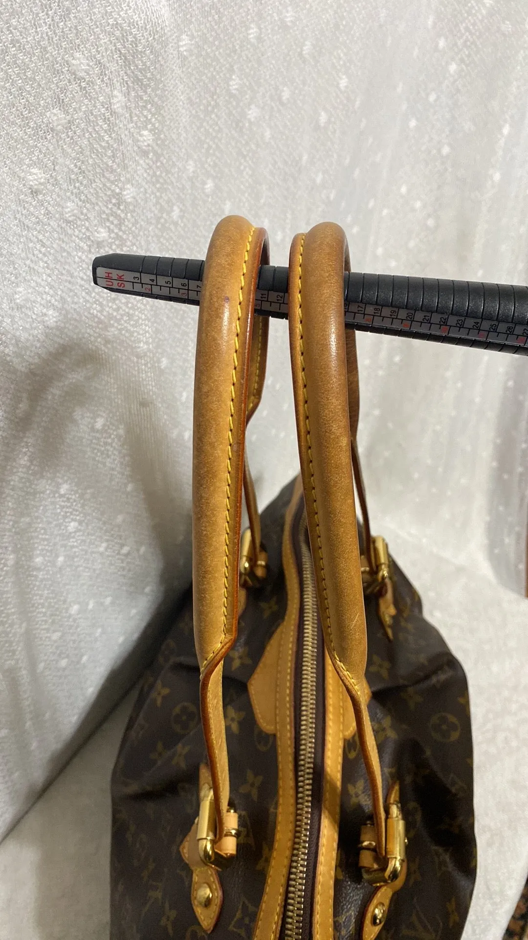 Louis Vuitton Tivoli GM Monogram Canvas Large Shoulder Bag