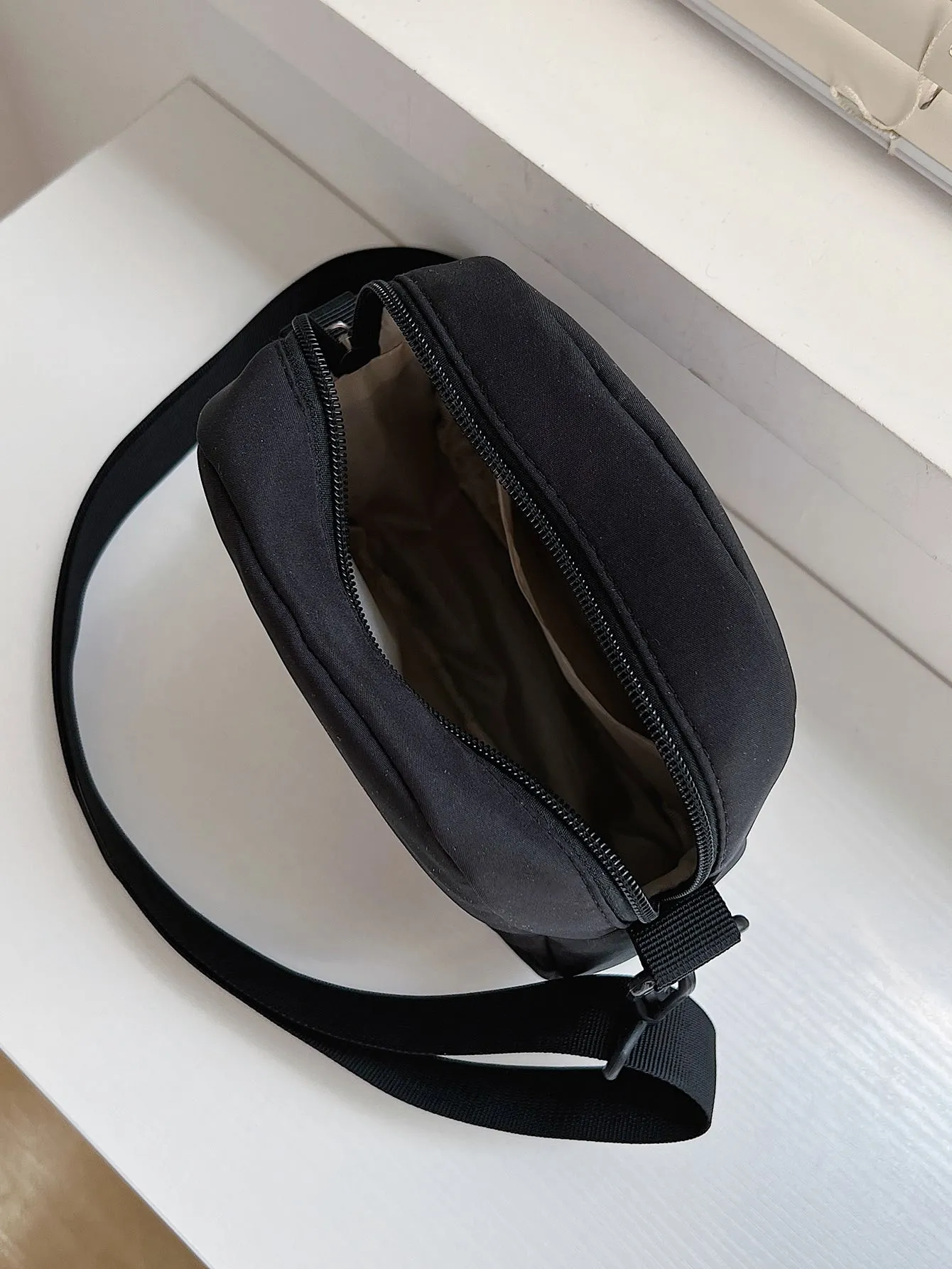 Mini Cartoon Graphic Dome Bag - Black and White