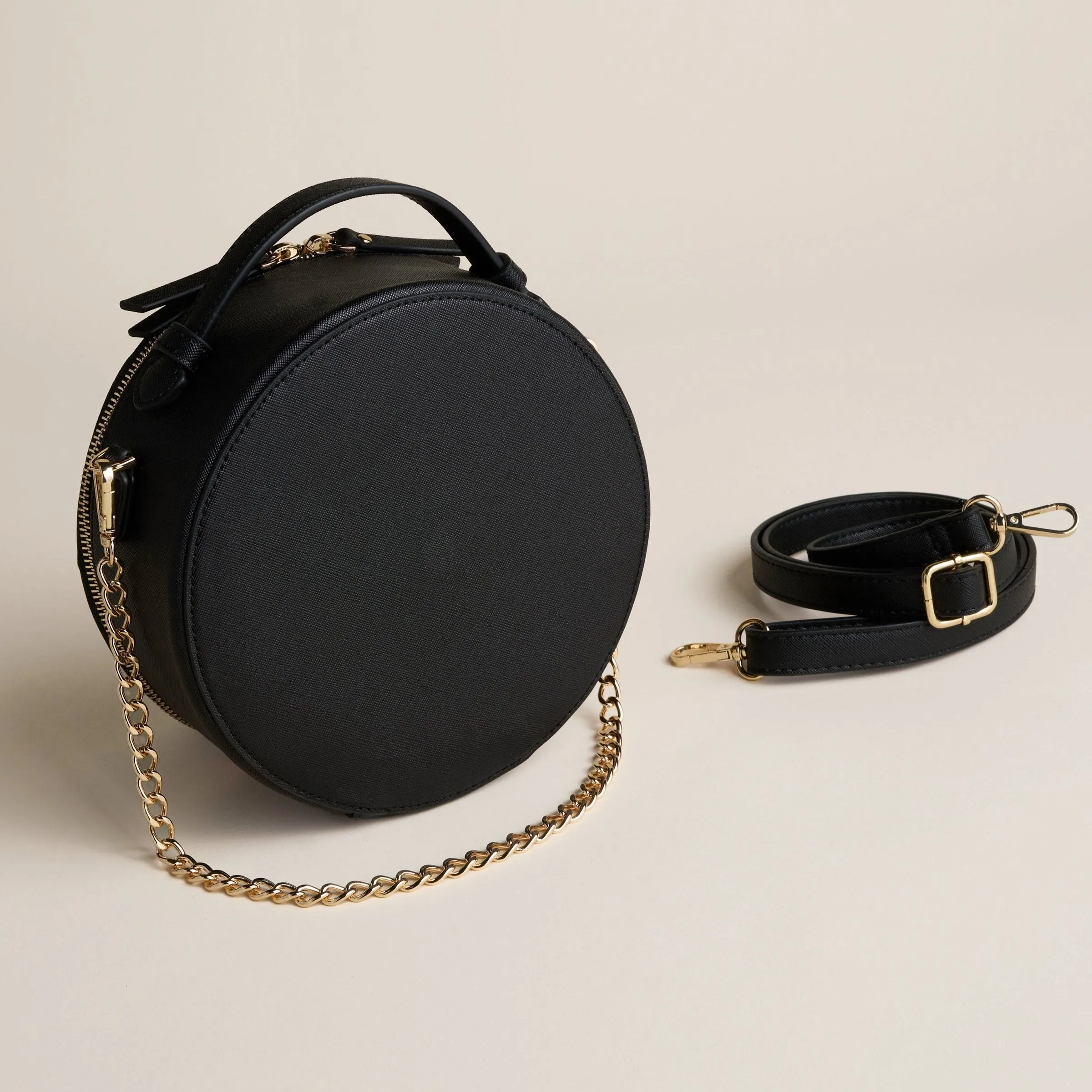 Nomad Round Travel Case - Red