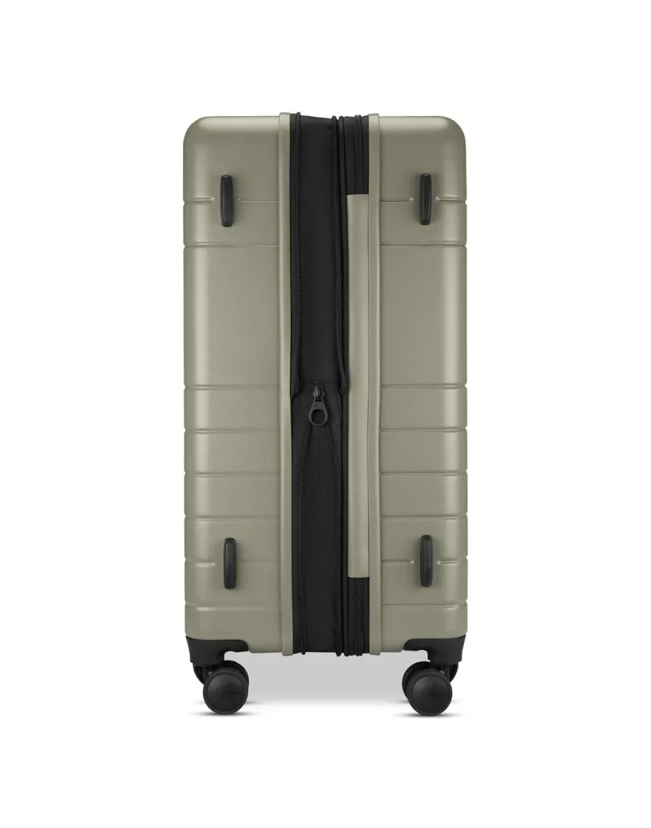 Roots Travel 24" Expandable Hardside Spinner