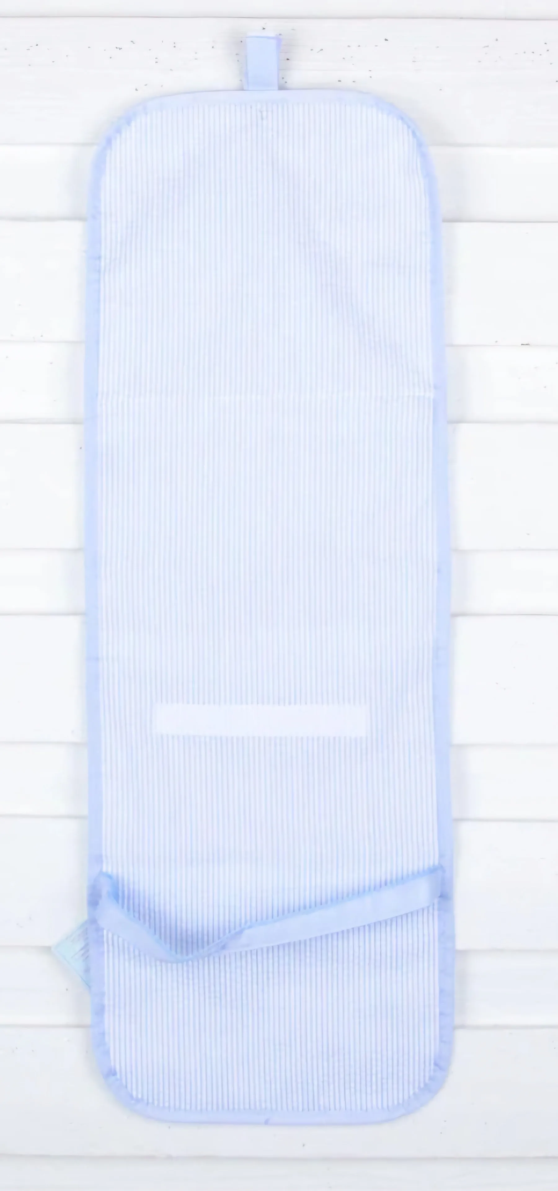 Seersucker Hang Around Trifold Toiletry Bags