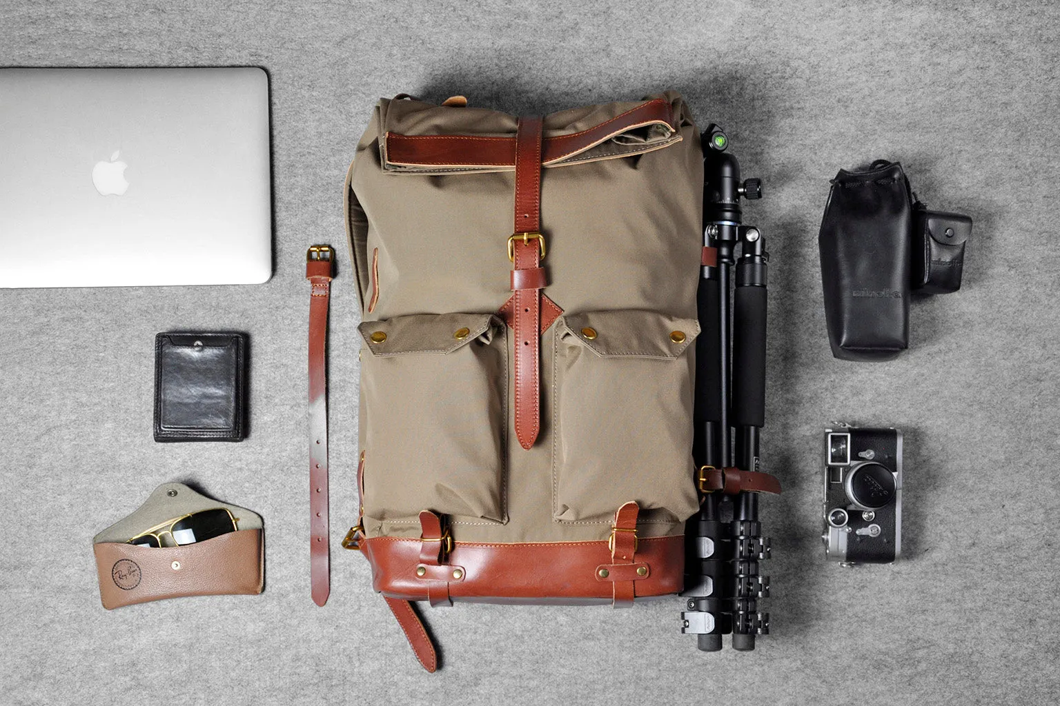 TRAVEL BACKPACK - khaki