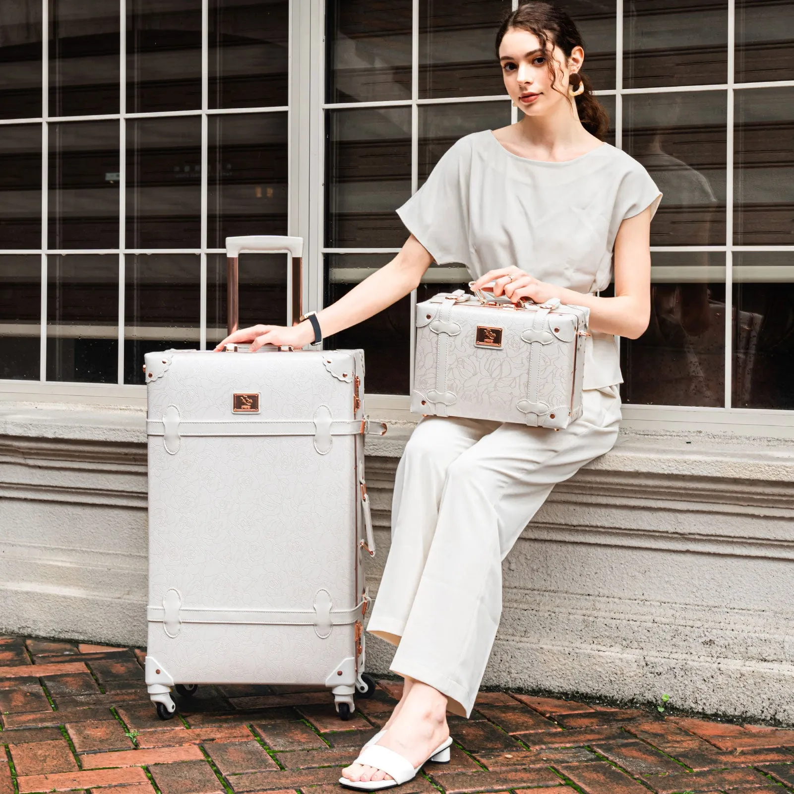 urecity Vintage leather-trimmed luggages 2 Pack