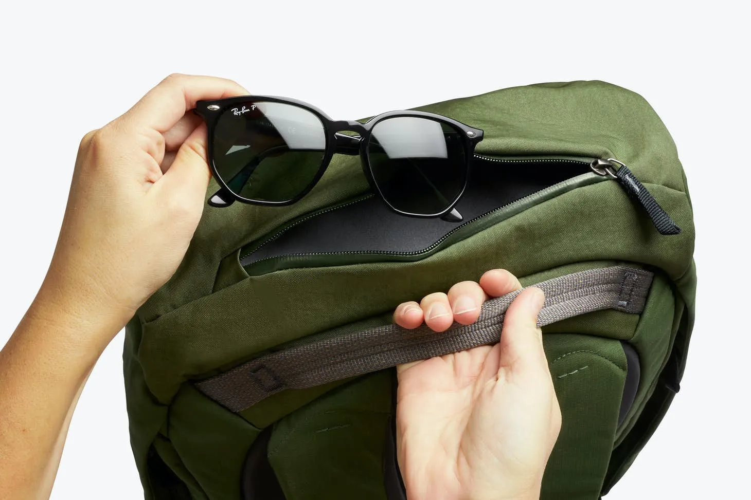 VENTURE BACKPACK