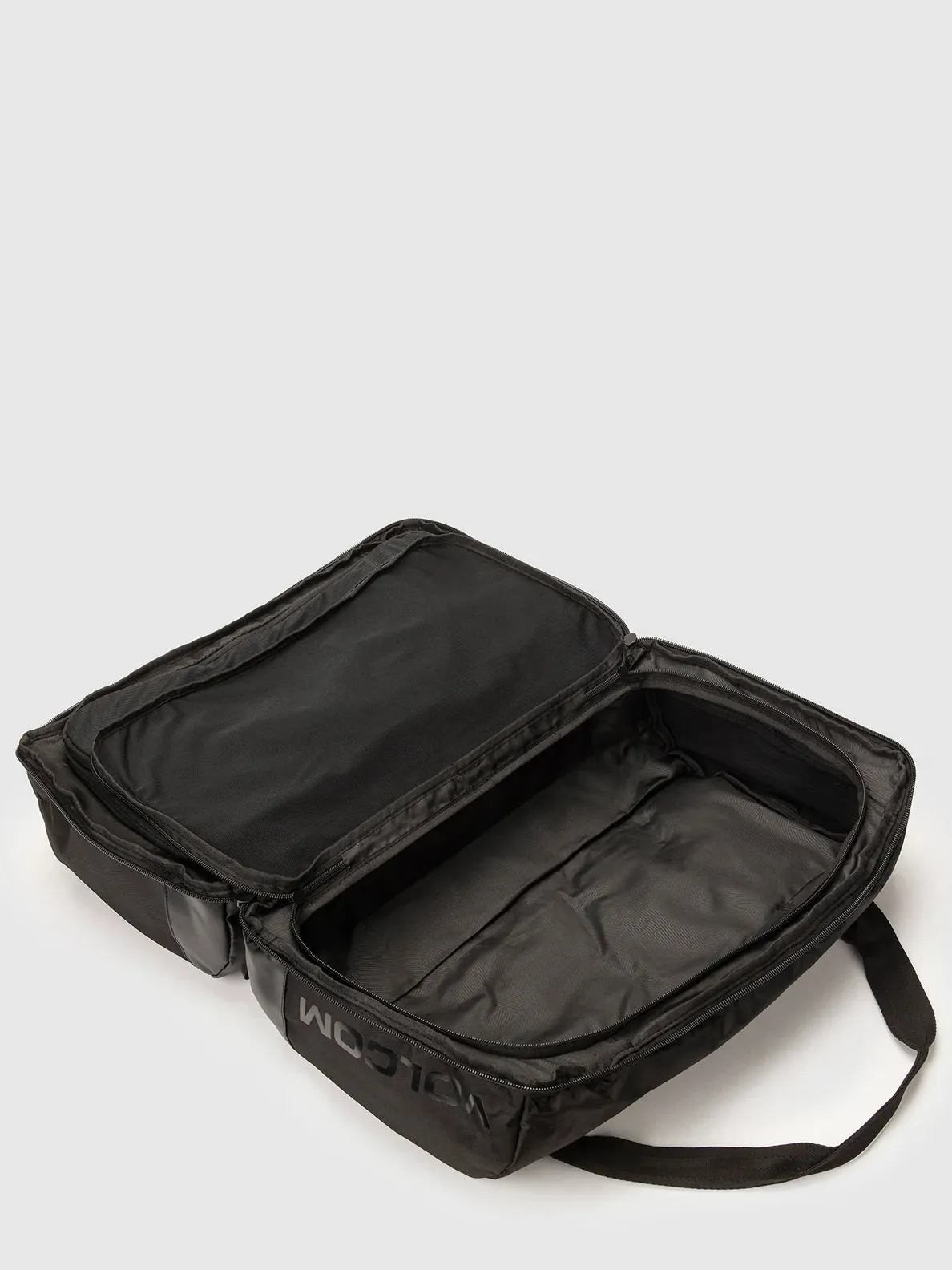 Volcom Altitude - 21" Travel Duffel - Black